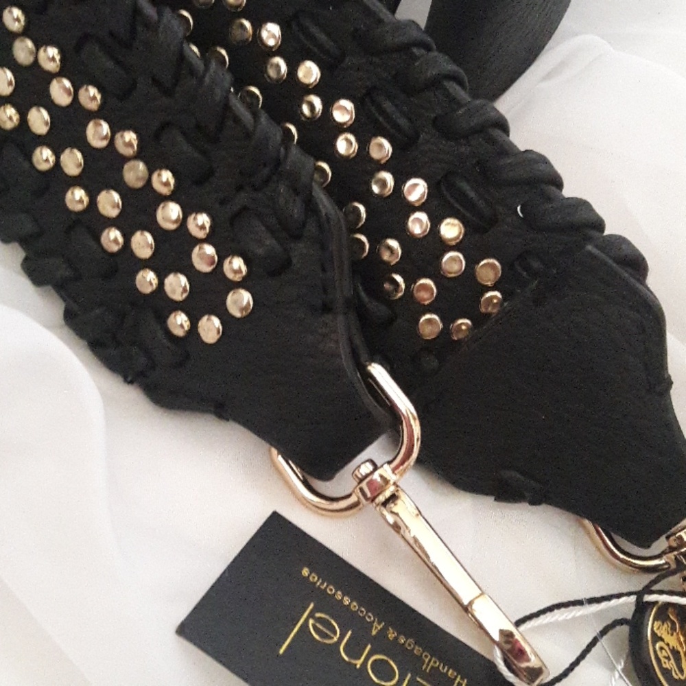 🚫SOLD🚫 $22 Shoulder strap w gold studs  47 x 2 - Picture 2 of 4